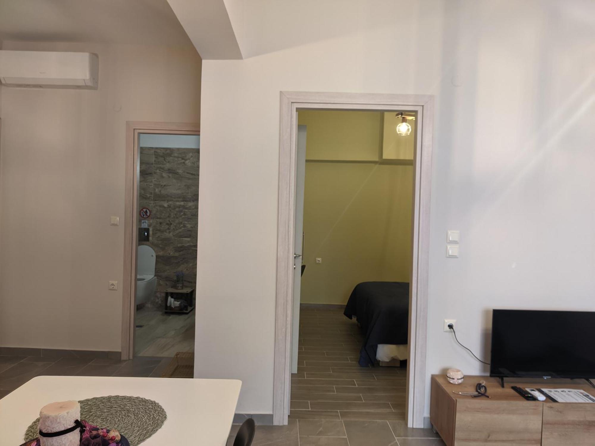 Aristo Central Apartments Янина Екстериор снимка