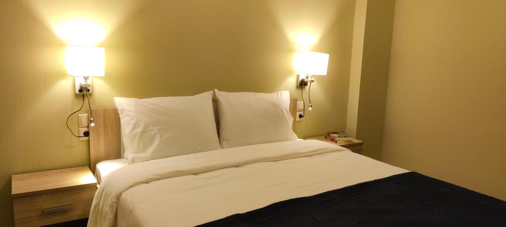 Aristo Central Apartments Янина Екстериор снимка