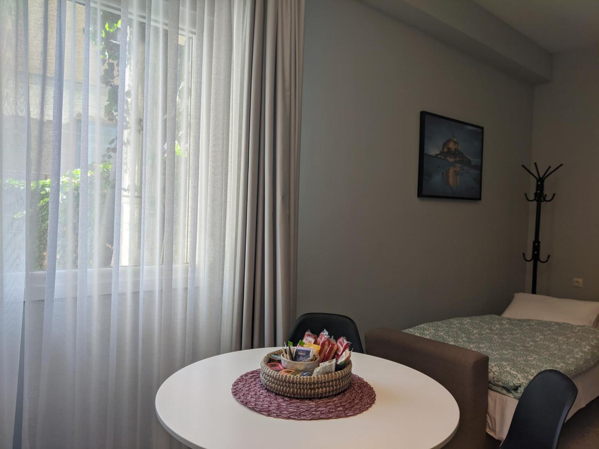 Aristo Central Apartments Янина Екстериор снимка